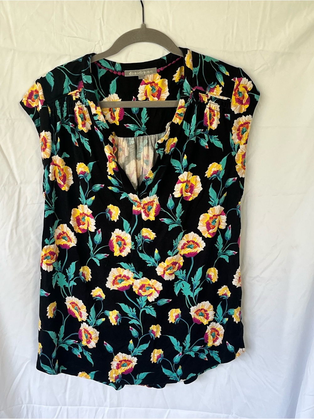 Daniel Rainn Black Floral Cap Sleeve V-Neck Top with Yellow and Teal Blooms